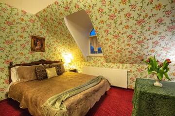Фото номера Трехместный номер Апарт-отели Rezydencja Grawert Victorian Boutique &amp; Spa г. Лёндек-Здруй 2